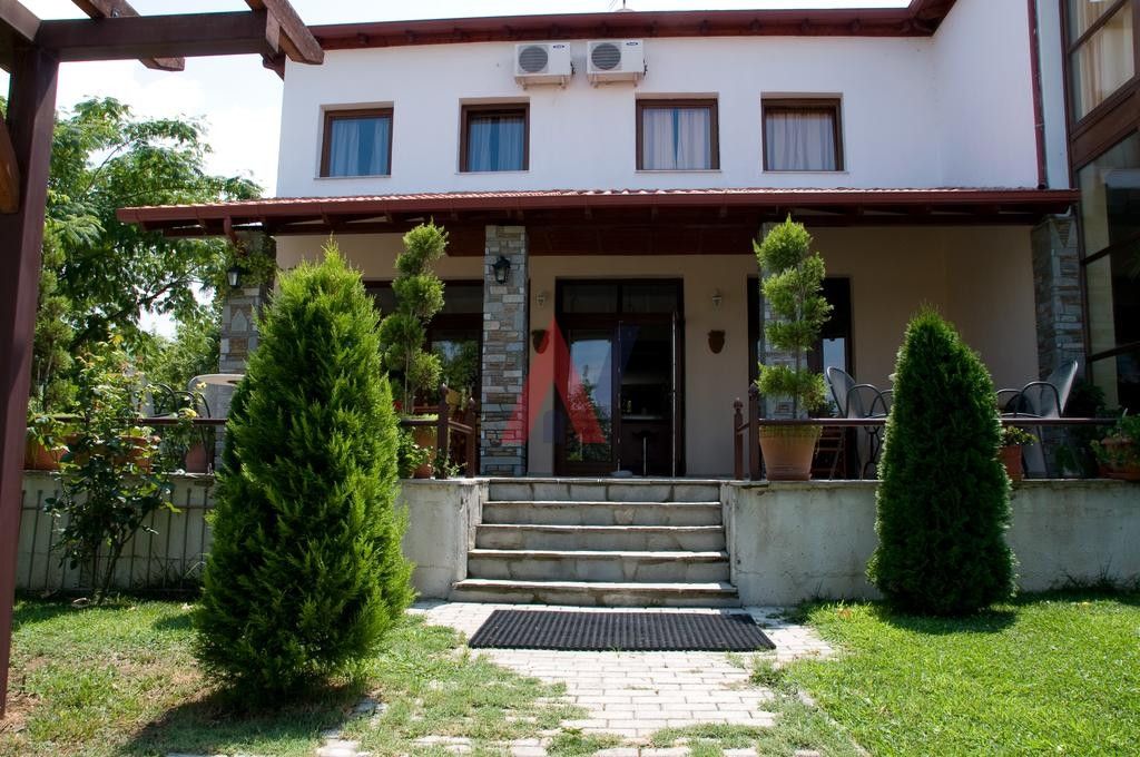 Продава Хотел 1.254 кв.м Вергина Иматия Северна Гърция 