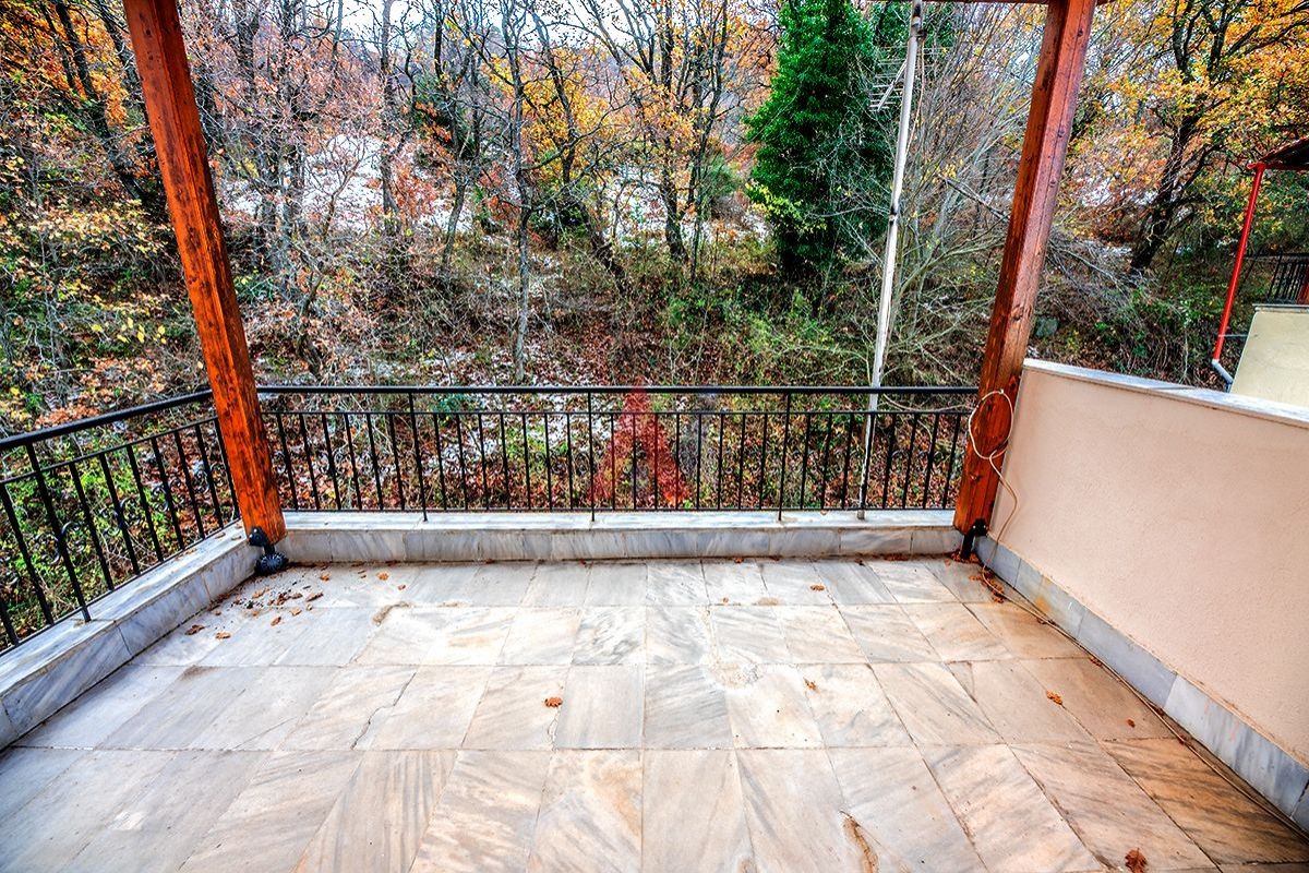 For sale 3-level Detached house 220 sq.m. Hortiatis Thessaloniki 