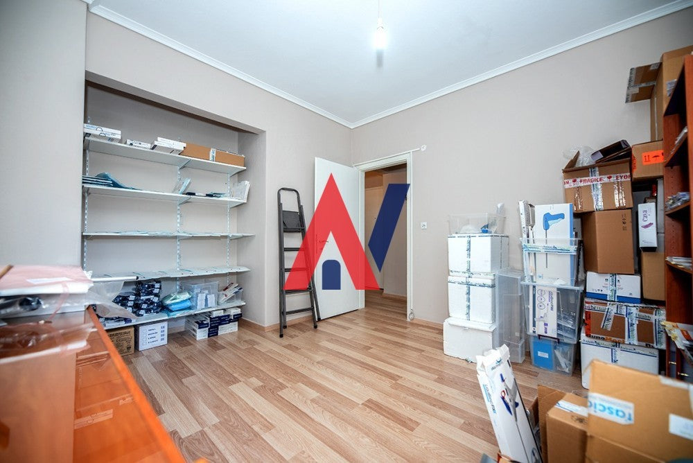 For sale: Half-floor office, 80 sq.m., Triandria, Thessaloniki