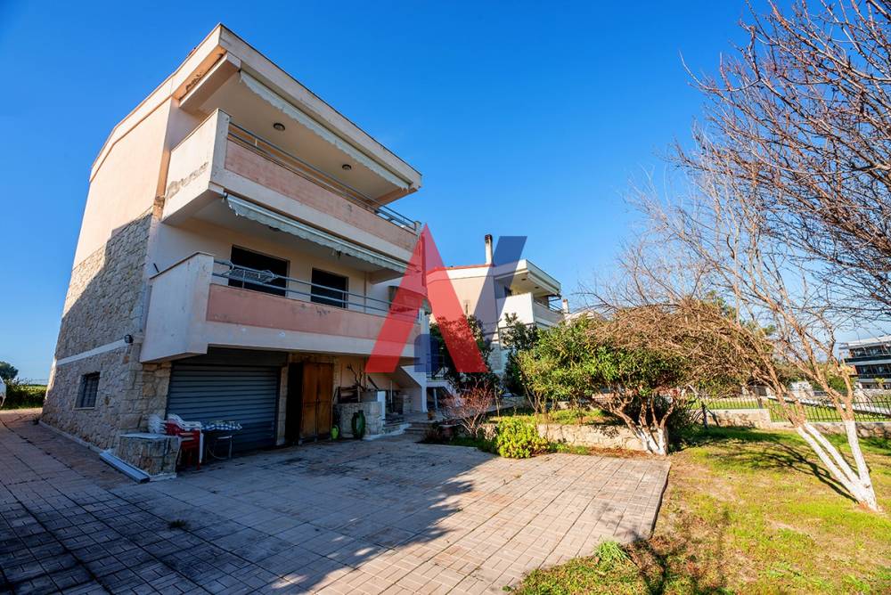 For sale 3 level Maisonette 178sqm Kallithea Halkidiki 