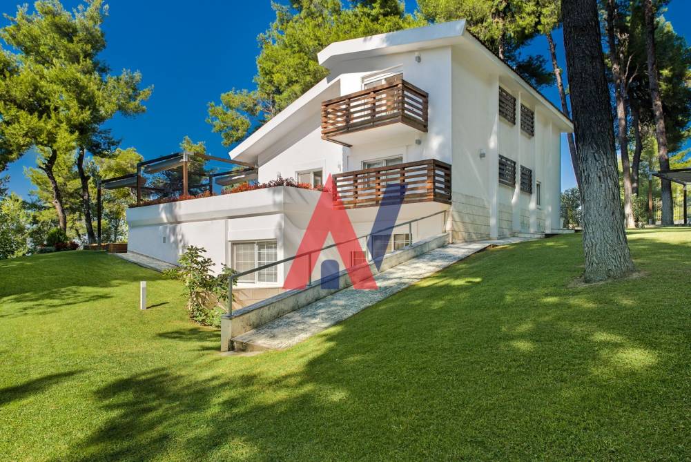 For sale Villa 340sqm Sani Kassandrea Halkidiki
