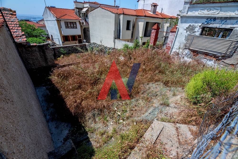 Plot for sale 200sqm Ano Poli, Thessaloniki 