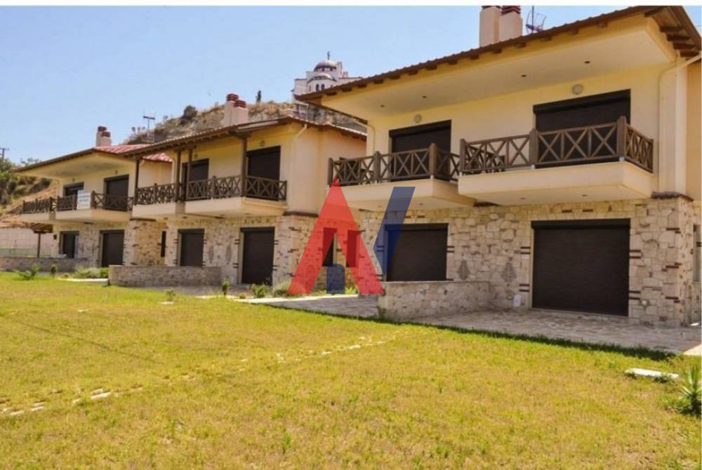 For sale 1st floor Maisonette 130sqm Nea Roda Halkidiki 