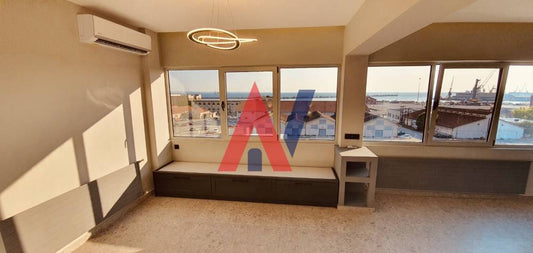 For sale 4th floor Studio 44 sq m Port Center Thessaloniki 