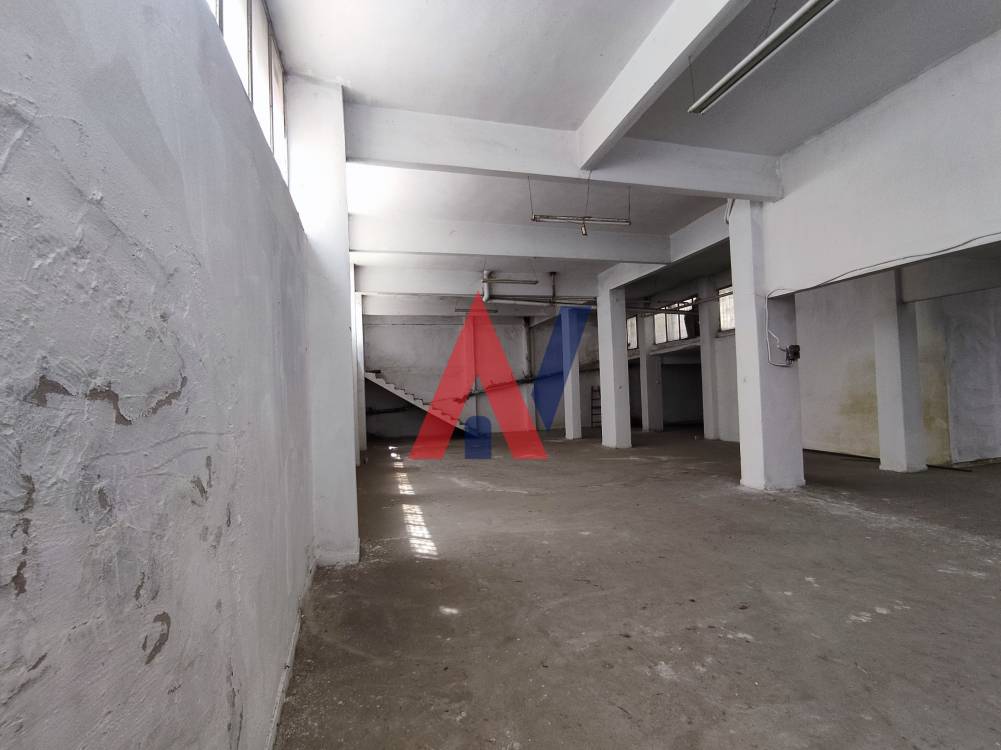 Warehouse for sale 430 sq.m. Living in Thessaloniki 