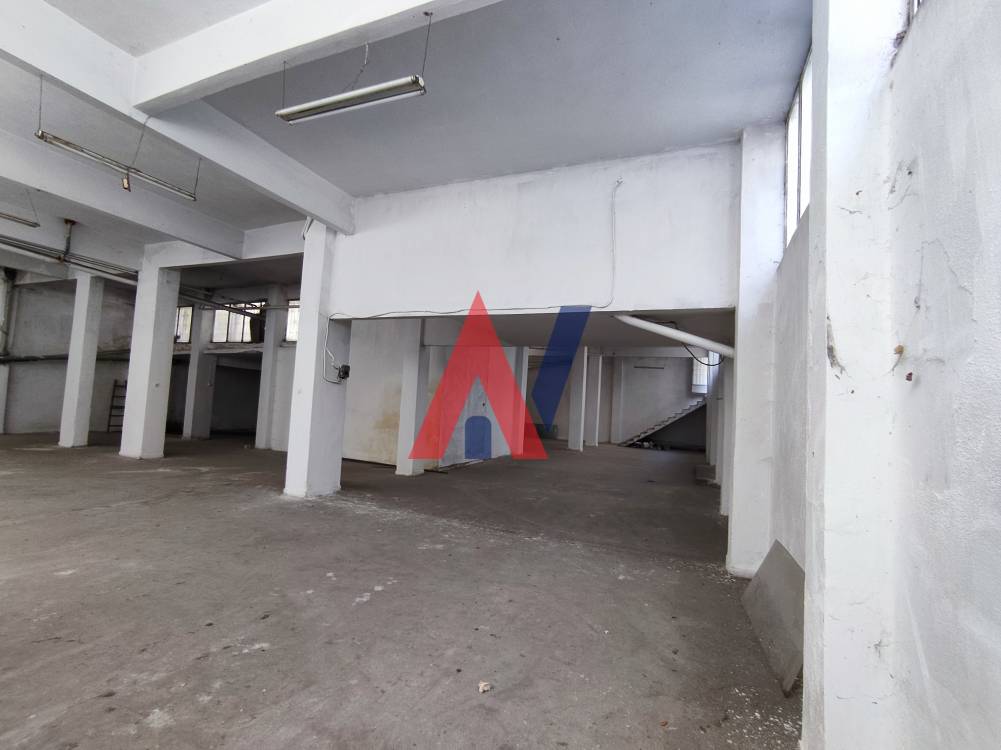 Warehouse for sale 430 sq.m. Living in Thessaloniki 