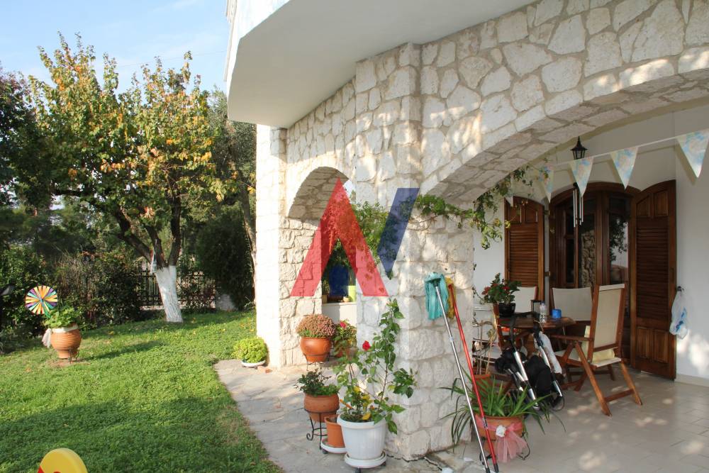 For sale 3 level Detached House 460sqm Panorama Thessaloniki 