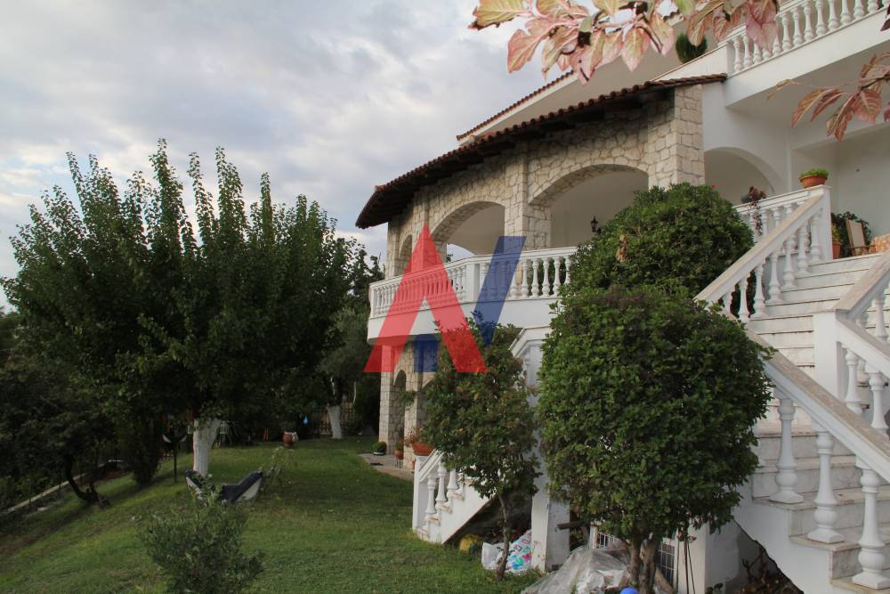 For sale 3 level Detached House 460sqm Panorama Thessaloniki 