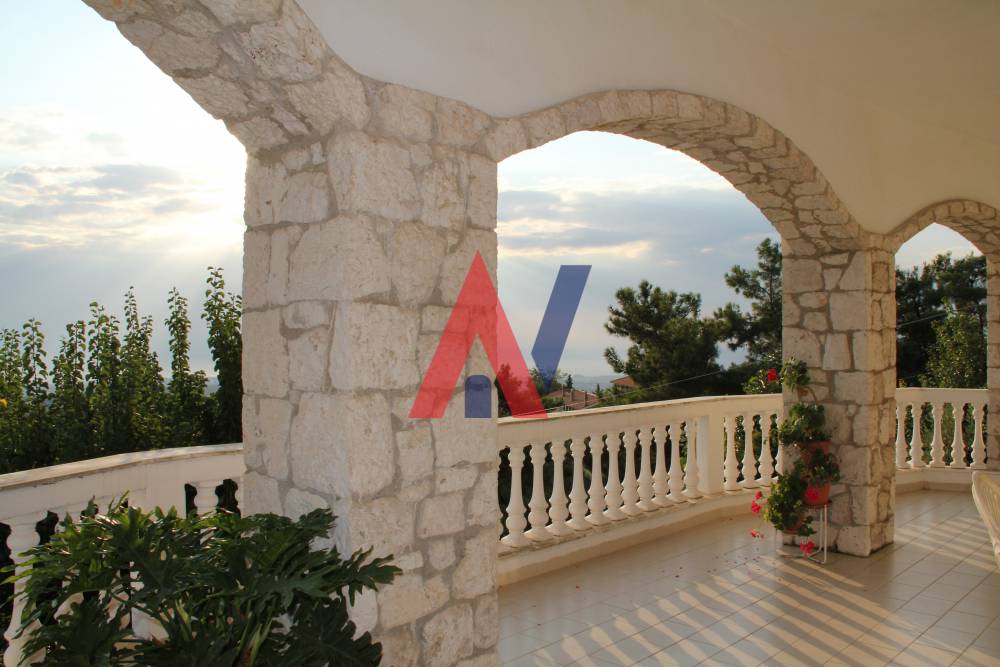 For sale 3 level Detached House 460sqm Panorama Thessaloniki 