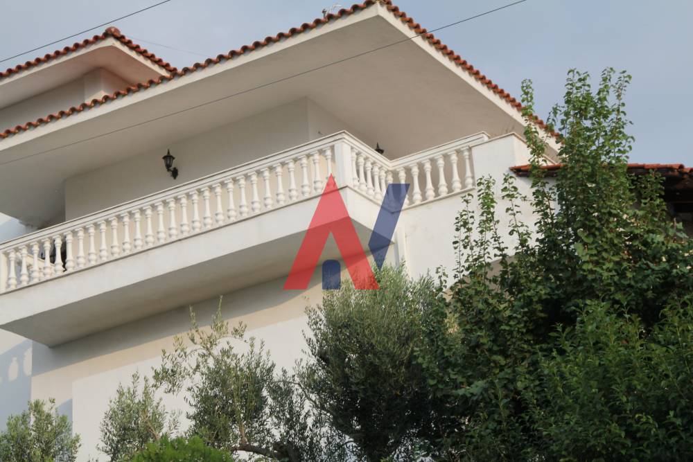 For sale 3 level Detached House 460sqm Panorama Thessaloniki 