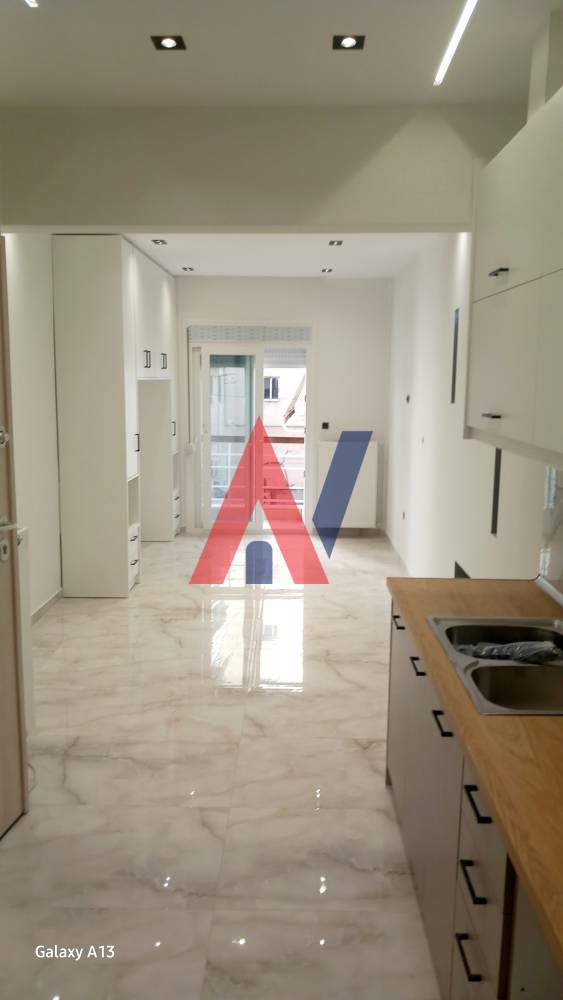 For sale 1st floor Studio 33sqm Agia Triada Center Thessaloniki 