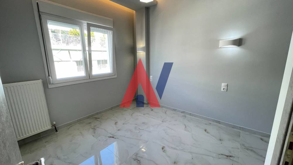 For sale 2nd floor Studio 44sqm Triandria Thessaloniki 