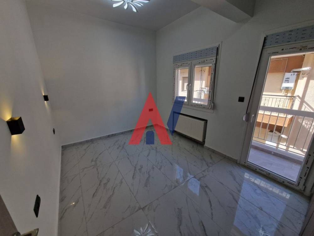 For sale 4th floor Apartment 68sqm Hippocrates Center Thessaloniki 