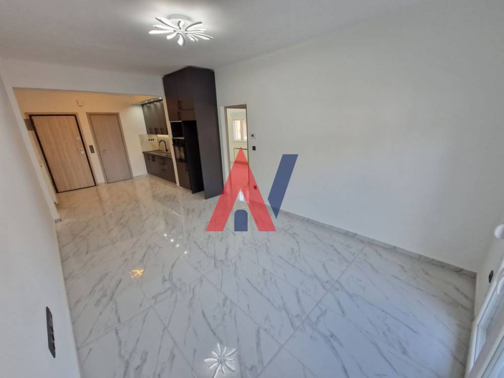 For sale 4th floor Apartment 68sqm Hippocrates Center Thessaloniki 