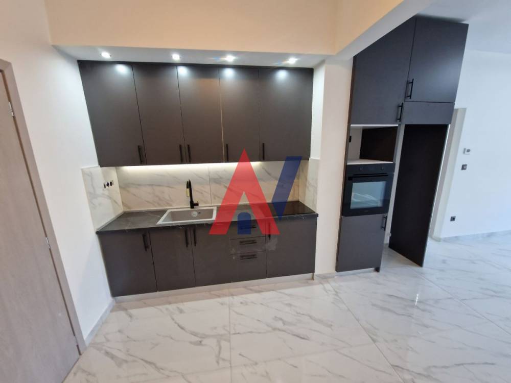 For sale 4th floor Apartment 68sqm Hippocrates Center Thessaloniki 