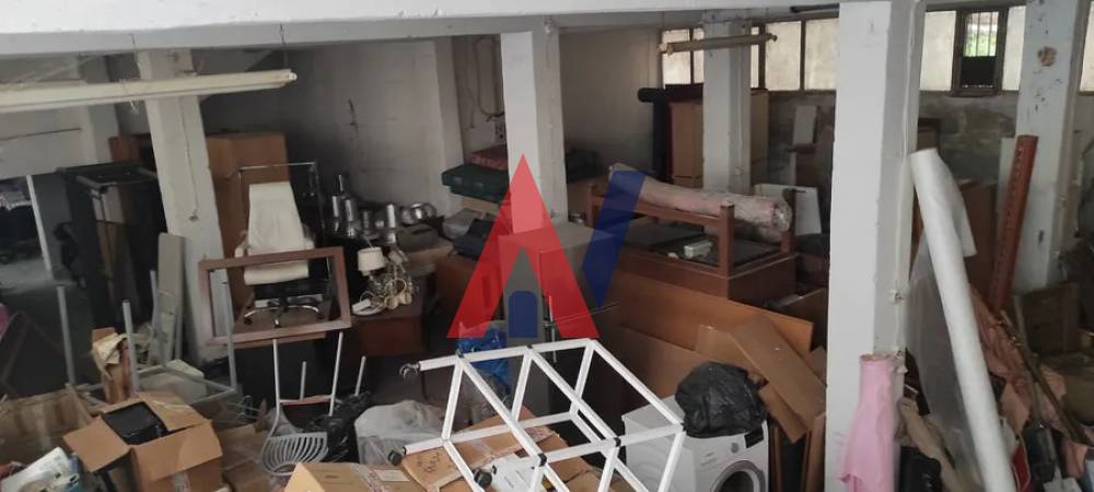 Semi-Basement Warehouse 220sqm for sale Hippocrates Center Thessaloniki 