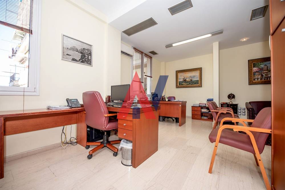 Πωλείται 5ου ορόφου Γραφείο 100τμ Πλατεία Αριστοτέλους Κέντρο Θεσσαλονίκη