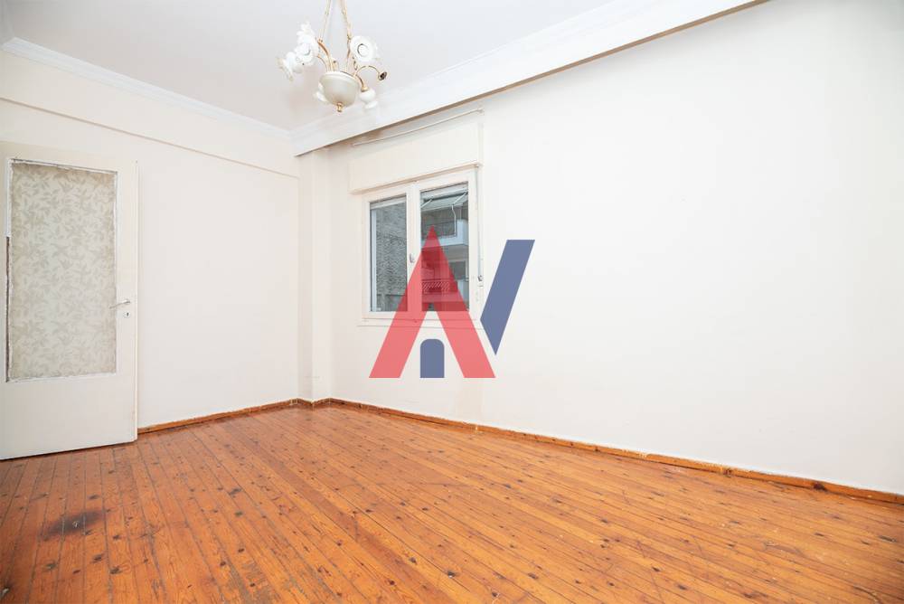 For sale Half-floor studio 60 sq m Neapoli Thessaloniki 