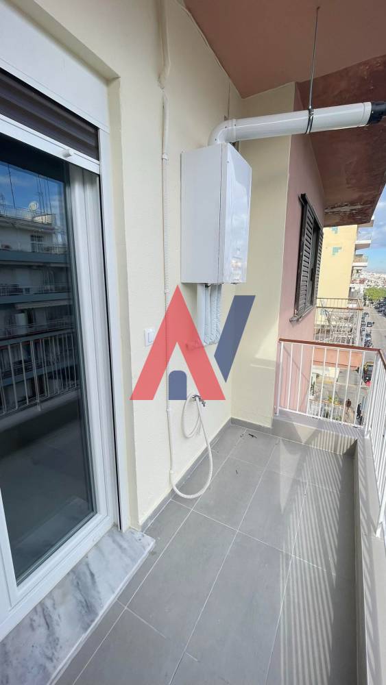 For sale 3rd floor Studio 25sqm Agios Dimitrios Iasonidou Center Thessaloniki 