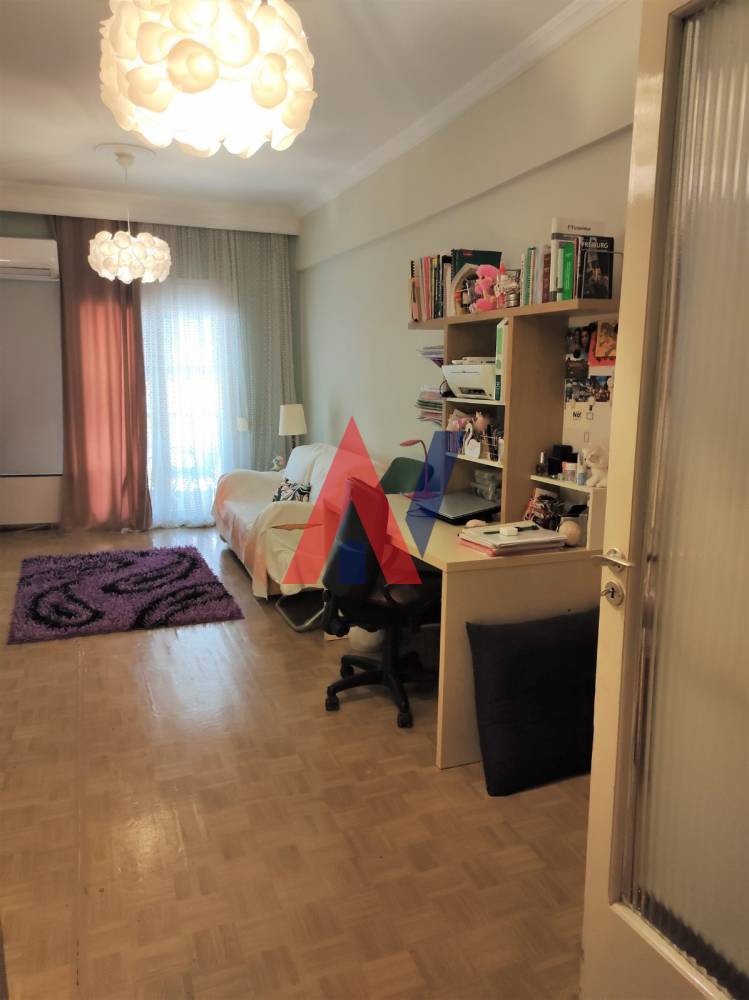 For sale 1st floor Apartment 61sqm Center Thessaloniki 