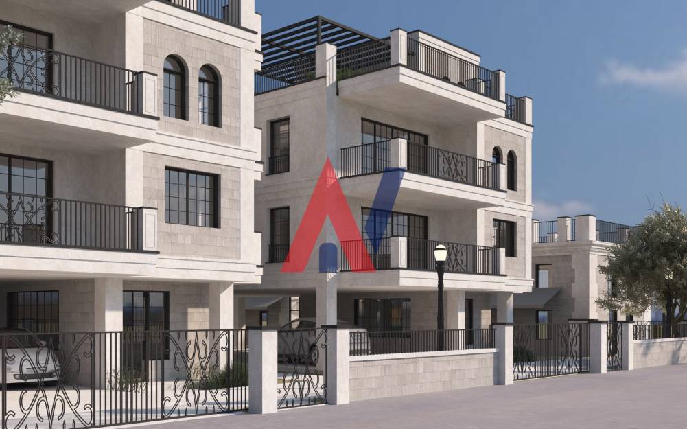 Продавам апартамент на 1-ви етаж 163кв.м. Thermi Thessaloniki 