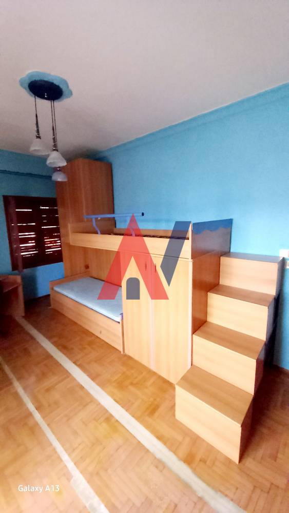 Продавам 2-ри етаж Апартамент 123кв.м Ставруполи Солун 