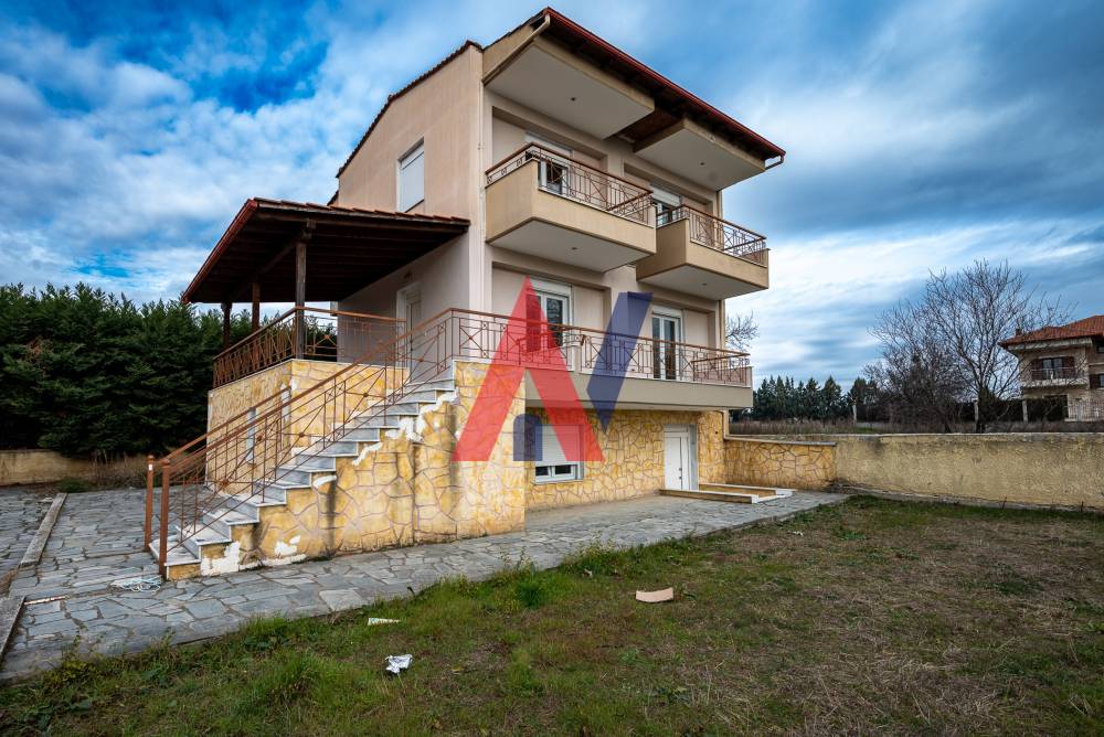 Продава 3 нива Самостоятелна къща 170 кв.м Drymos Perichora Солун 