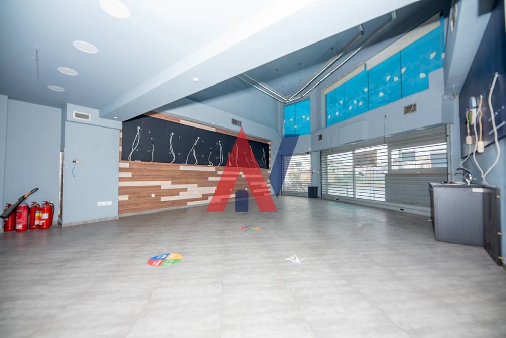 For rent 4 levels Shop 240 sq m Lagada Stavroupoli Thessaloniki 