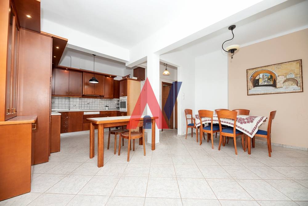 Πωλείται 7ου ορόφου Διαμέρισμα 115τμ Αγίας Σοφίας Κέντρο Θεσσαλονίκη