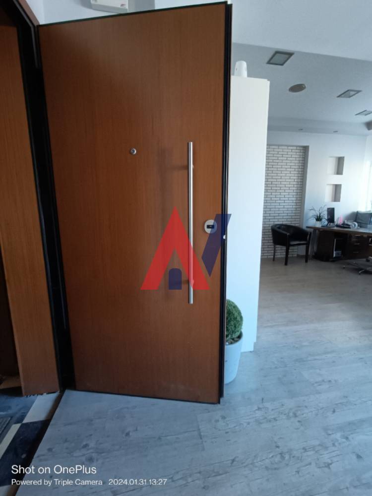 For sale, 2nd floor Office 65 sq.m. Antigonidon Square, Center Thessaloniki 