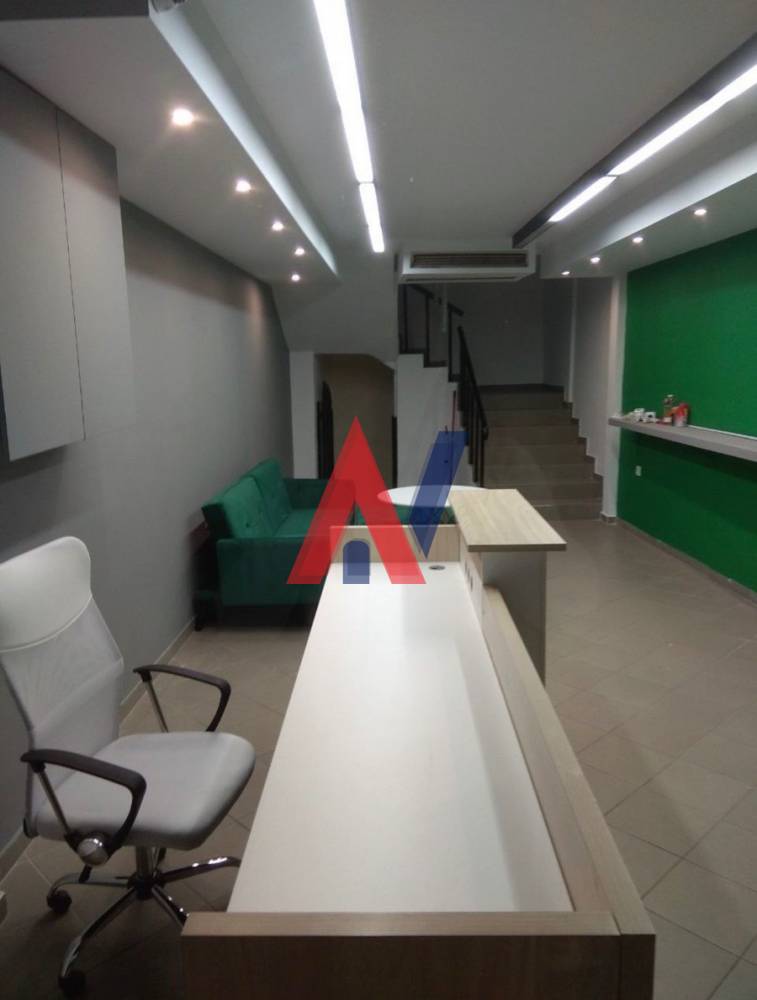 For sale: 4-level Building, Commercial Space, 136 sq.m., Center of Thessaloniki 