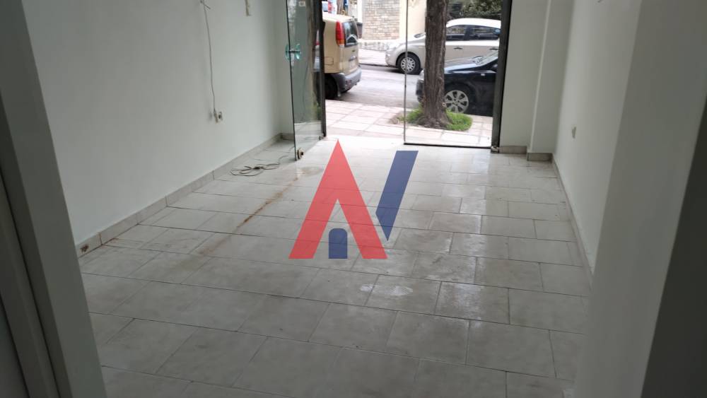 For sale Ground Floor Shop 22 sqm Panagia Faneromeni Center Thessaloniki 