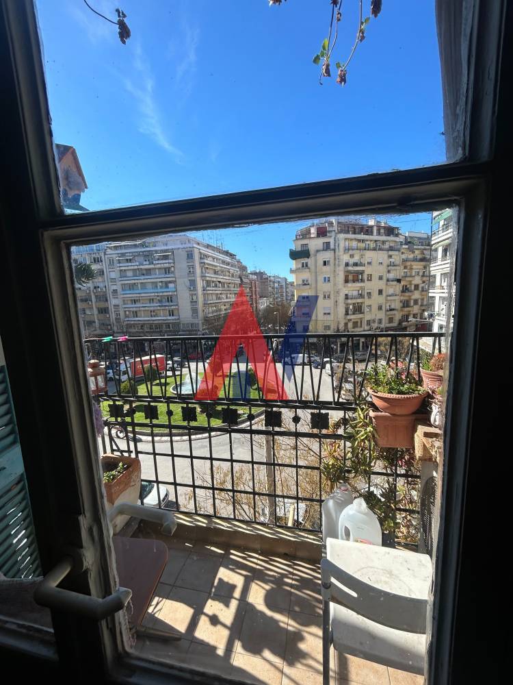 Πωλείται 3ου ορόφου Διαμέρισμα 100τμ Πλατεία Αντιγονιδών Κέντρο Θεσσαλονίκη