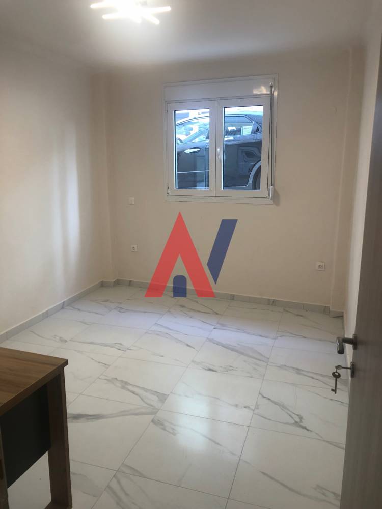 For sale Semi-basement Apartment 58 sq.m Hippocrates Center Thessaloniki 