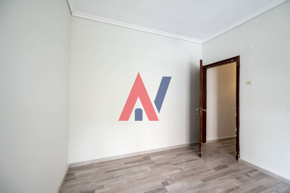 For sale 1st floor Apartment 67sqm Botsari Thessaloniki 