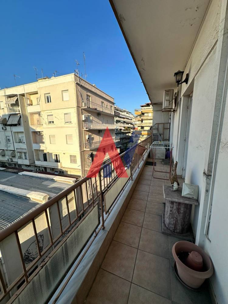 For sale 5th floor Apartment 72 sqm Analipsi Botsari Thessaloniki 