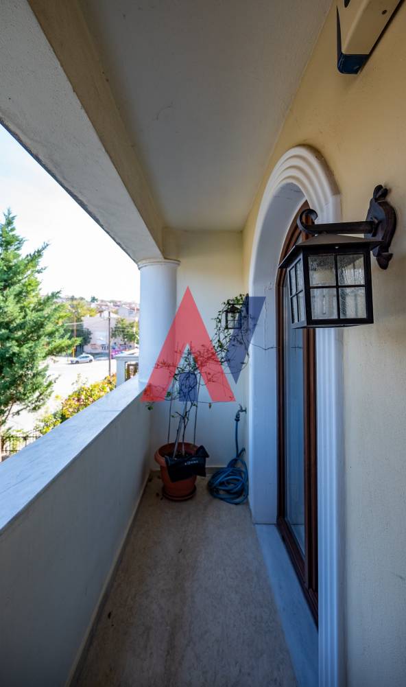 For sale 2-level Maisonette 170 sq.m. Trilofos Perichora Thessaloniki 