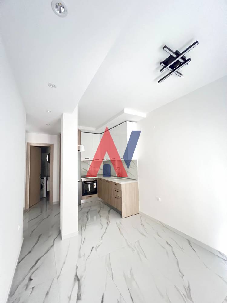 For sale 1st floor Studio 38sqm Analipsi Center Thessaloniki 