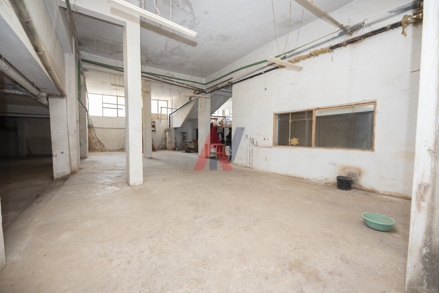 Warehouse for sale 300sqm Eptalofos Ampelokipi West Thessaloniki