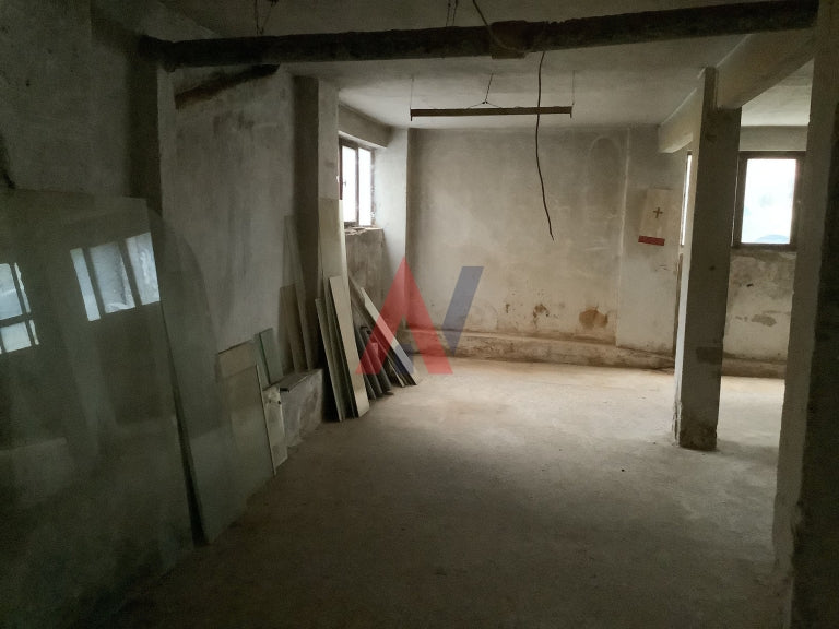 For sale semi-basement Shop 160sqm Kato Toumpa Thessaloniki