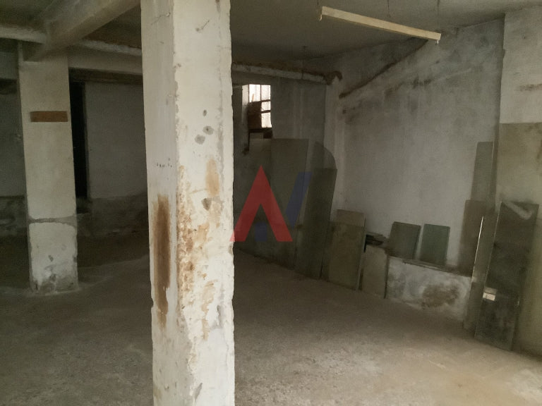 For sale semi-basement Shop 160sqm Kato Toumpa Thessaloniki