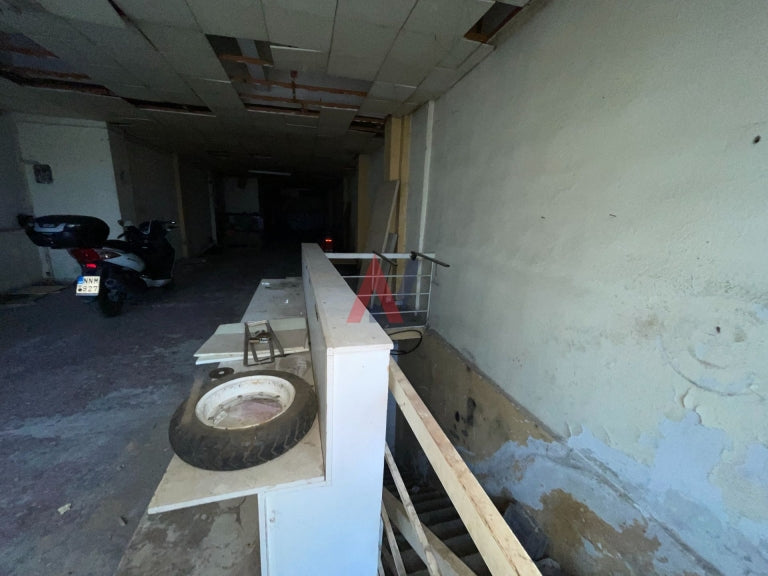 For rent ground floor shop 382 sq m Polichni Thessaloniki