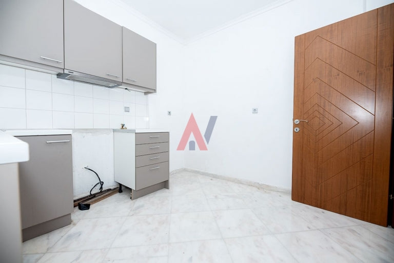 For sale 3 levels Maisonette 240sqm Oreokastro Thessaloniki