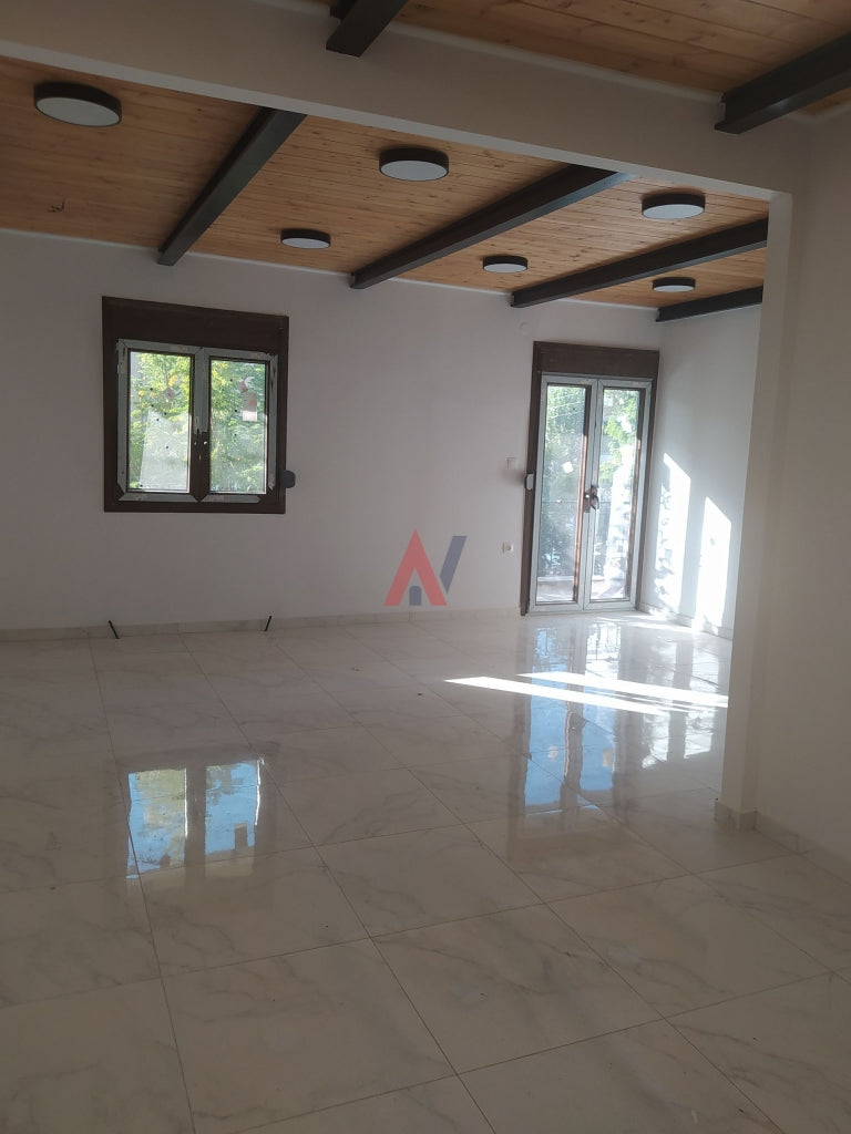 For rent 2nd floor Commercial Space 95sqm Evosmos Thessaloniki